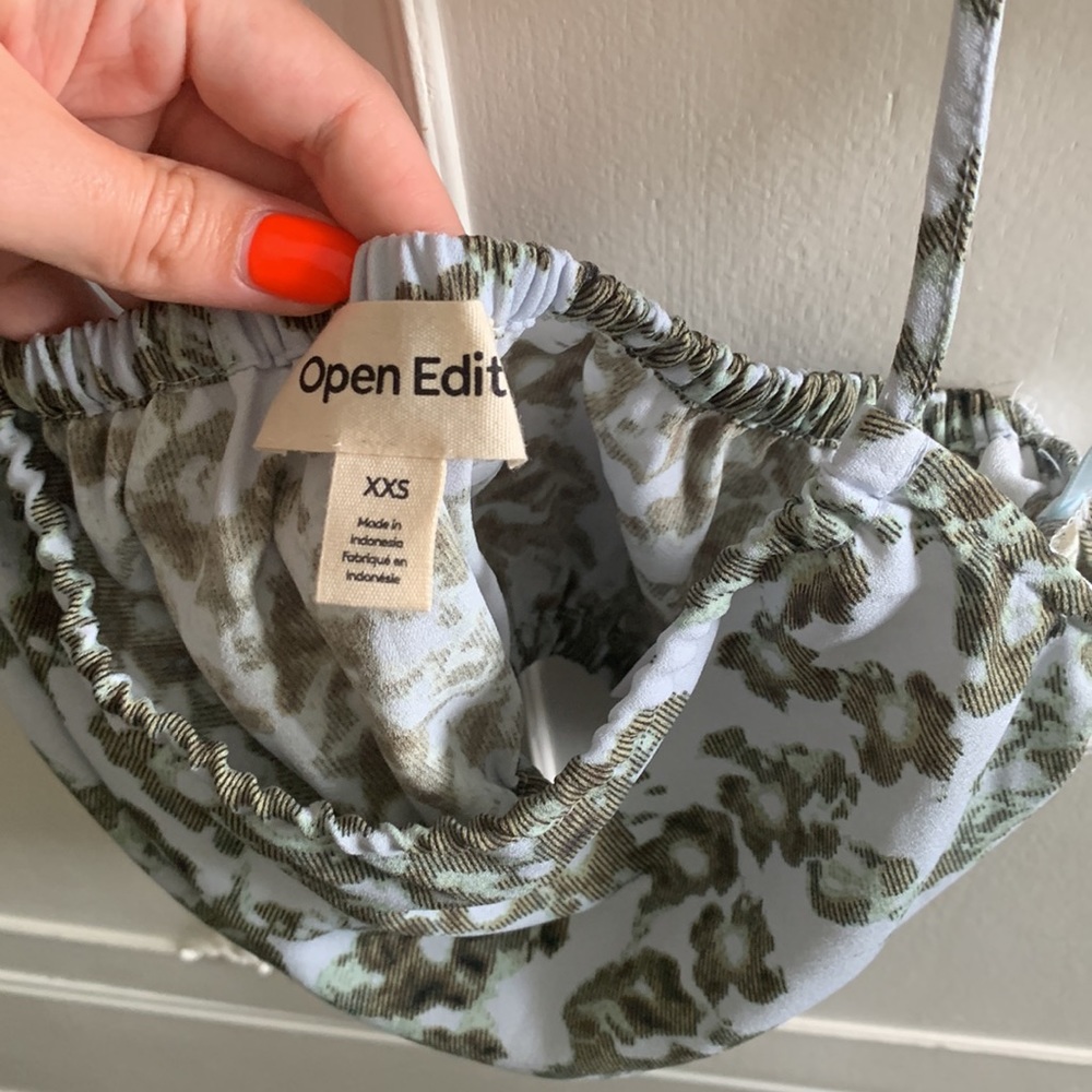 NWT Open Edit Halter Top - Picture 4 of 5